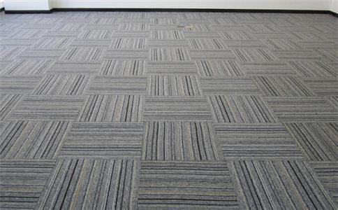 常见的办公地毯底背怎么区分